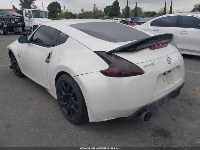 2016 NISSAN 370Z JN1AZ4EH1GM931161 Photo 2