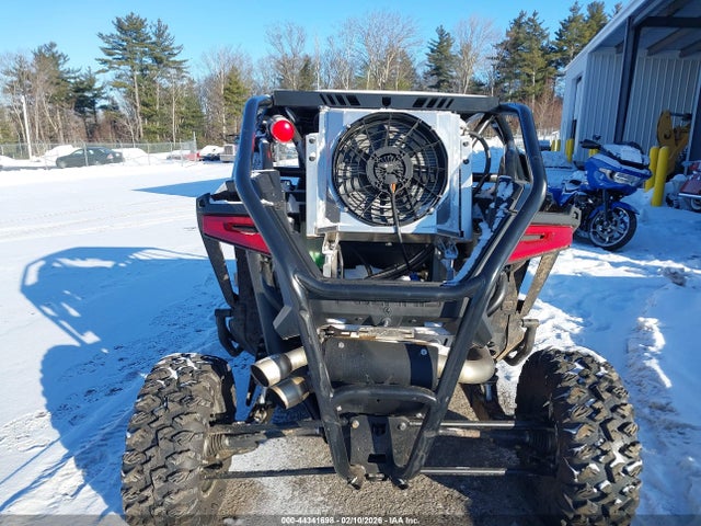 2022 POLARIS RZR 3NSRAE922NF354759 Photo 5