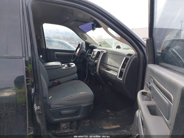 3C6UR5DLXEG241020 RAM 2500 Slt