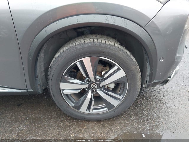 JN8AT3DCXMW106285 Nissan Rogue Platinum Fwd