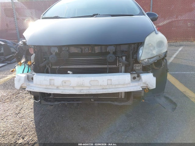 JTDKN3DU0E1742554 Toyota Prius Three