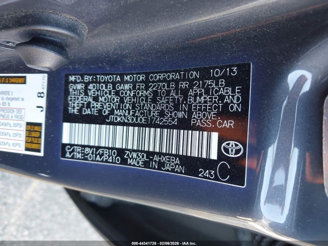 JTDKN3DU0E1742554 Toyota Prius Three