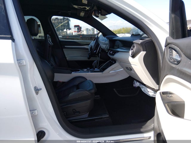 ZASPAKBN7L7C92958 Alfa Romeo Stelvio Ti Sport Awd