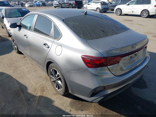 KIA Forte Lxs 2023 3KPF24AD2PE538570 Image 3