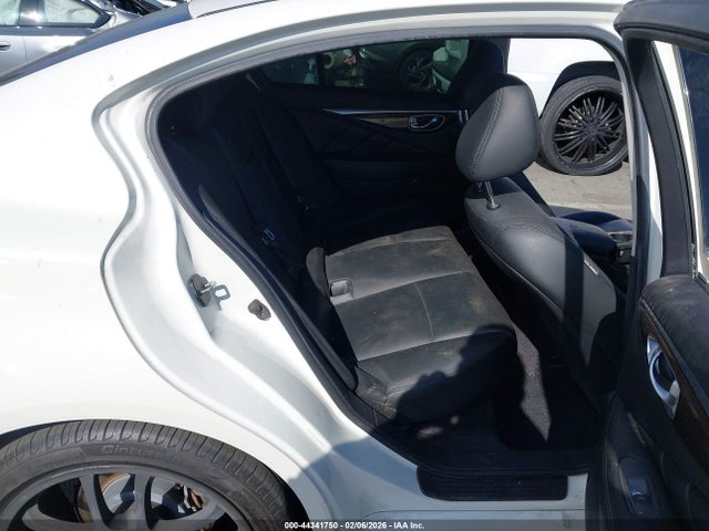 JN1EV7AP7JM353926 Infiniti Q50 3.0t Luxe