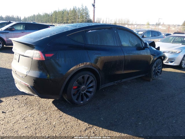 2023 TESLA MODEL Y 7SAYGDEF2PF782349 Photo 3