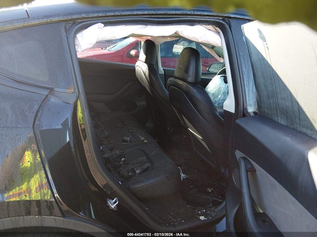 2023 TESLA MODEL Y 7SAYGDEF2PF782349 Photo 7