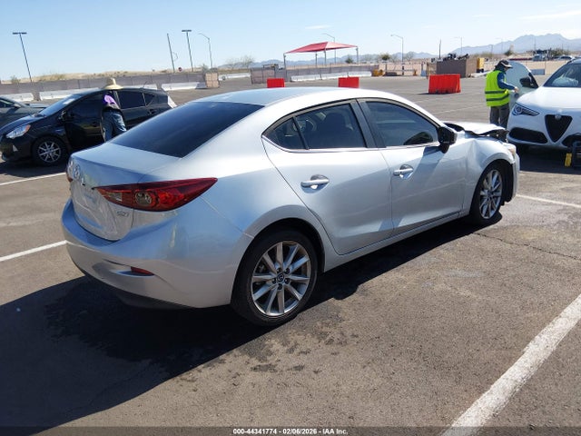 3MZBN1V72HM120331 Mazda Mazda3 Touring