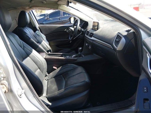 3MZBN1V72HM120331 Mazda Mazda3 Touring