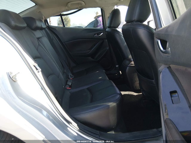 3MZBN1V72HM120331 Mazda Mazda3 Touring