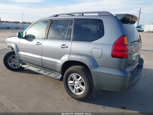 2005 LEXUS GX 470 JTJBT20X450087169 Photo 2