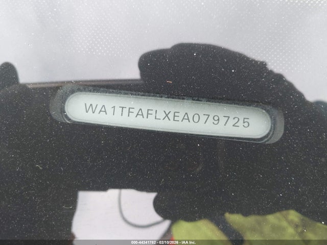 2014 AUDI ALLROAD WA1TFAFLXEA079725 Photo 8