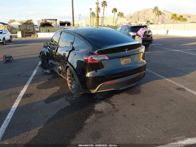 2022 TESLA MODEL Y 7SAYGDEF1NF575190 Photo 2