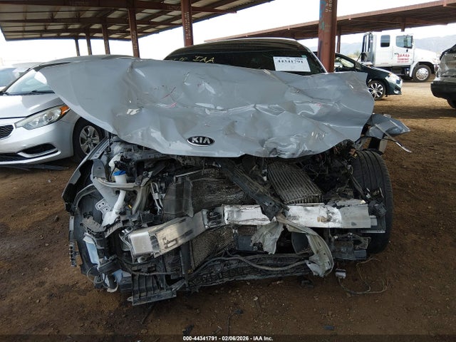 5XXG64J24MG003301 KIA K5 Gt-line
