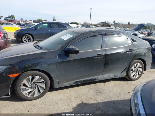 SHHFK7H25JU422155 Honda Civic Lx