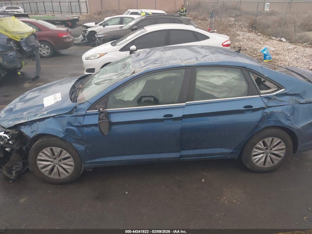 2019 Volkswagen Jetta 1.4t R-line/1.4t S/1.4t Se მანქანა იყიდება აუქციონზე, vin: 3VWC57BU9KM056541, აუქციონის ნომერი: 44341822