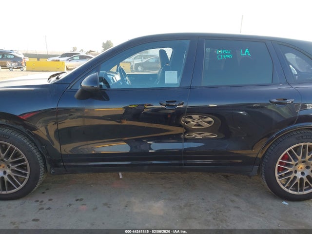 Porsche Cayenne Turbo 2014 WP1AC2A29ELA80717 Image 15