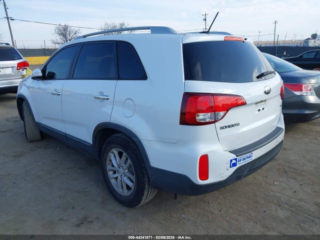 KIA Sorento Lx V6 2014 5XYKT4A71EG452818 Image 3