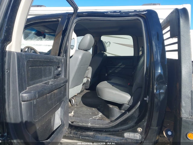 Продажа на аукционе авто 2015 Ram 3500 Chassis Tradesman/slt/laramie, vin: 3C7WRTCLXFG526389, номер лота: 44341876