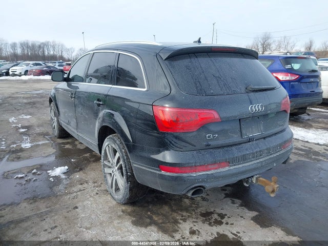 2015 AUDI Q7 WA1LGAFE1FD009013 Photo 2