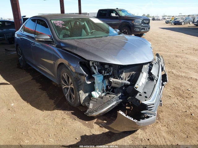 2021 VOLKSWAGEN PASSAT 1VWSA7A31MC003093 Photo 0