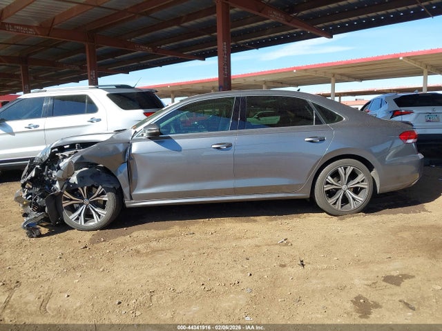 1VWSA7A31MC003093 Volkswagen Passat 2.0t Se