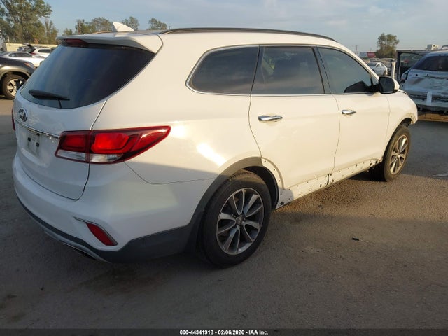 KM8SM4HF2JU258247 Hyundai Santa Fe Se