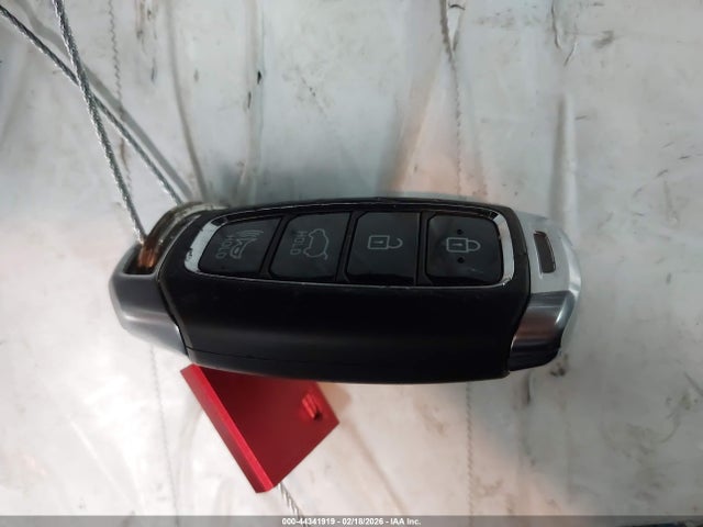 2019 HYUNDAI KONA KM8K53A51KU196642 Photo 10