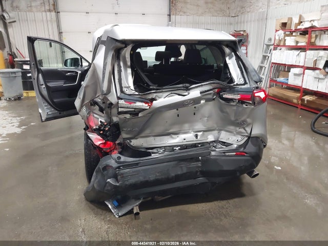 2T3P1RFV0SW519468 Toyota Rav4 Xle