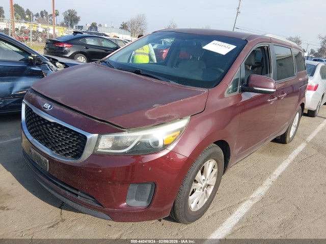 KNDMB5C17F6068363 KIA SEDONA LX