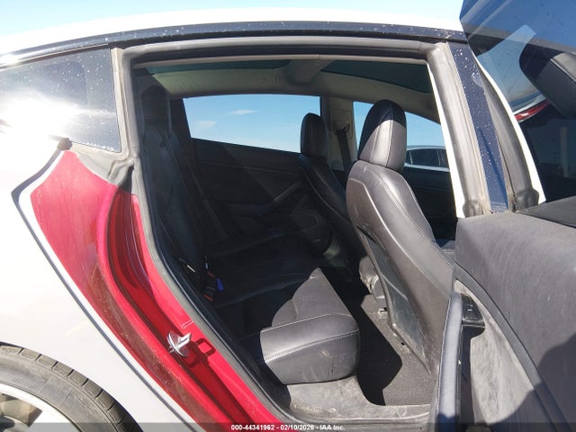 Продаж на аукціоні авто 2018 Tesla Model 3 Long Range/mid Range, vin: 5YJ3E1EA3JF024480, номер лоту: 44341962