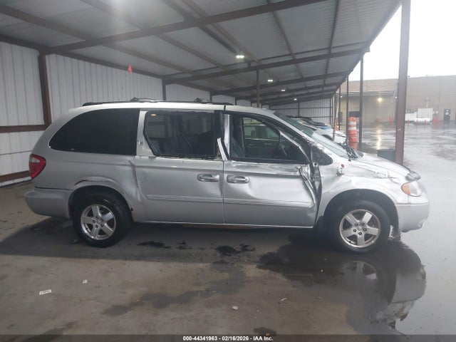 Продаж на аукціоні авто 2005 Dodge Grand Caravan Sxt, vin: 2D4GP44LX5R193604, номер лоту: 44341963