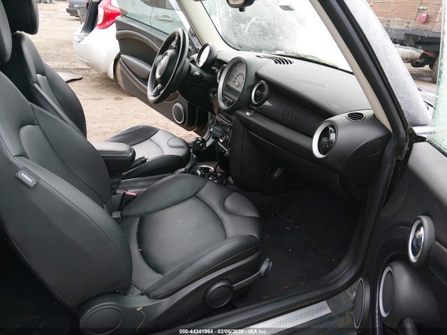 2014 MINI CLUBMAN WMWZG3C55ET800209 Photo 4