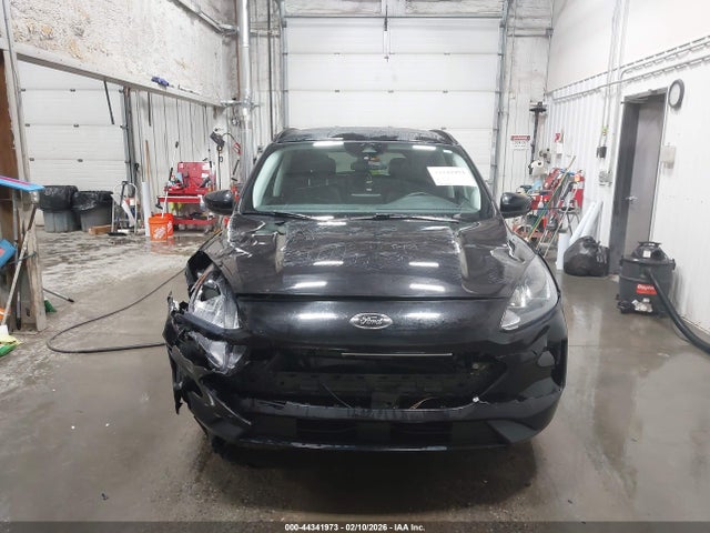 1FMCU9H91MUB14754 Ford ESCAPE SEL