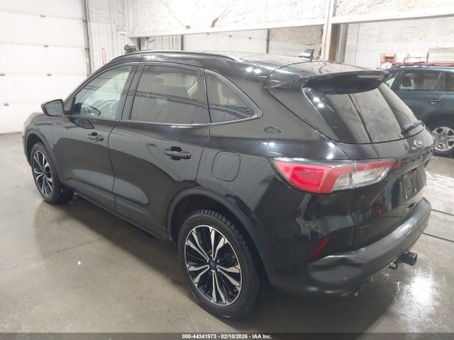 1FMCU9H91MUB14754 Ford ESCAPE SEL