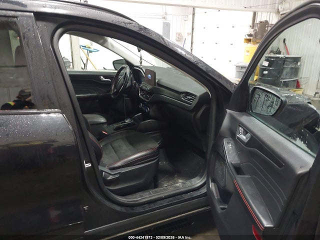 1FMCU9H91MUB14754 Ford ESCAPE SEL
