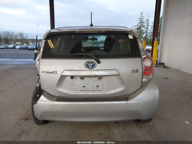 JTDKDTB30E1063154 Toyota Prius C Two