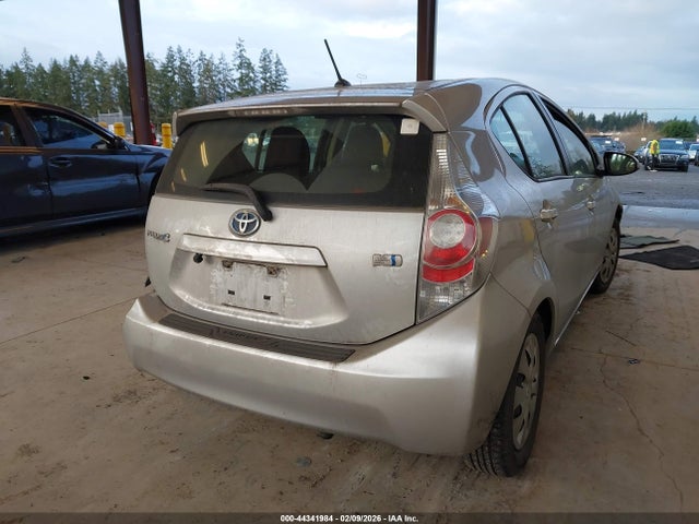 JTDKDTB30E1063154 Toyota Prius C Two