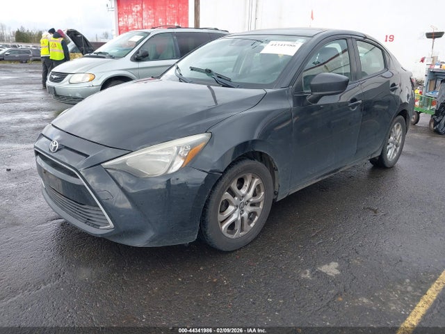 3MYDLBYV6HY172962 Toyota YARIS IA