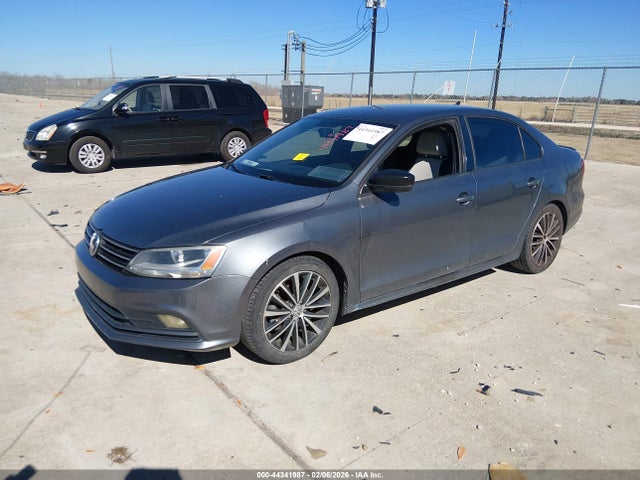 3VWD17AJ0FM211958 Volkswagen Jetta 1.8t Sport