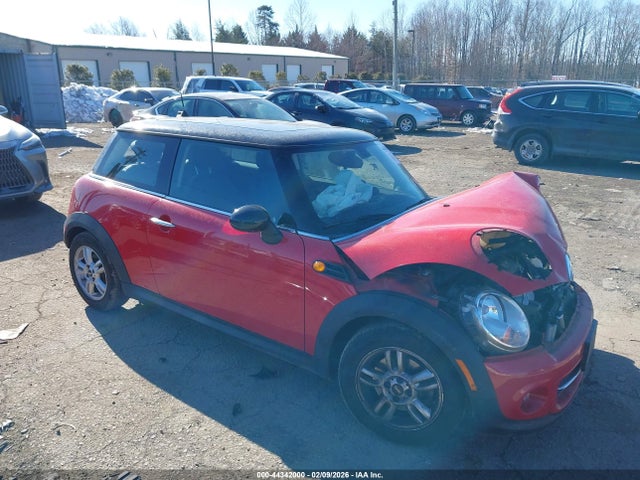 2013 MINI HARDTOP WMWSU3C57DT544714