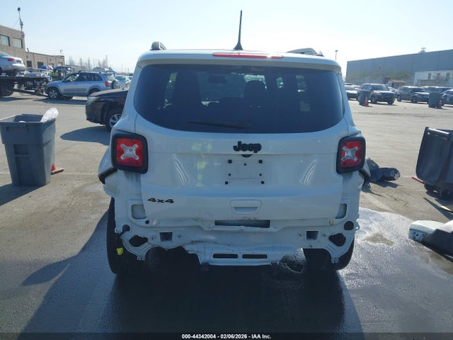 ZACNJDE13NPN79477 Jeep Renegade Altitude 4x4