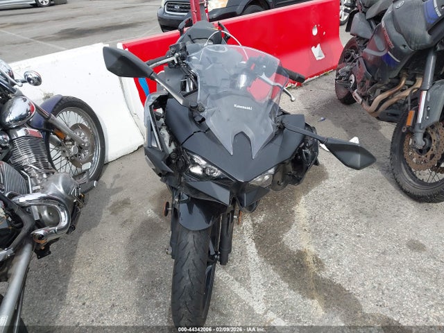 2025 KAWASAKI EX500 ML5EXGJ18SDA49523 Photo 4