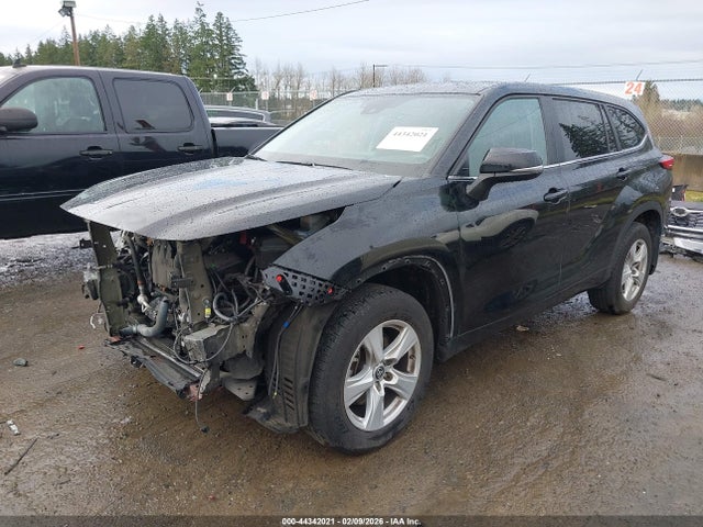 5TDKDRBH8PS043061 Toyota Highlander Le