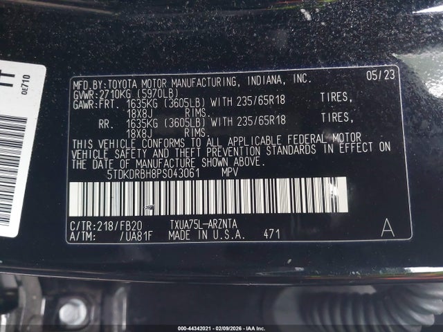 5TDKDRBH8PS043061 Toyota Highlander Le