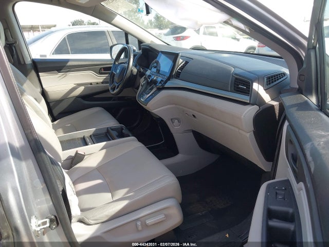5FNRL6H70JB104977 Honda Odyssey Ex-l