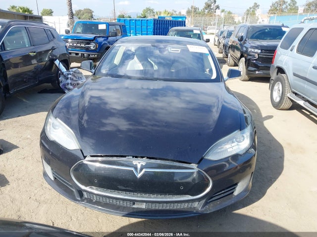 Tesla Model S 60/70/85 2015 5YJSA1H18FF096477 Image 11
