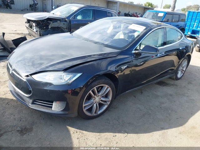 2015 TESLA MODEL S 5YJSA1H18FF096477 Photo 1