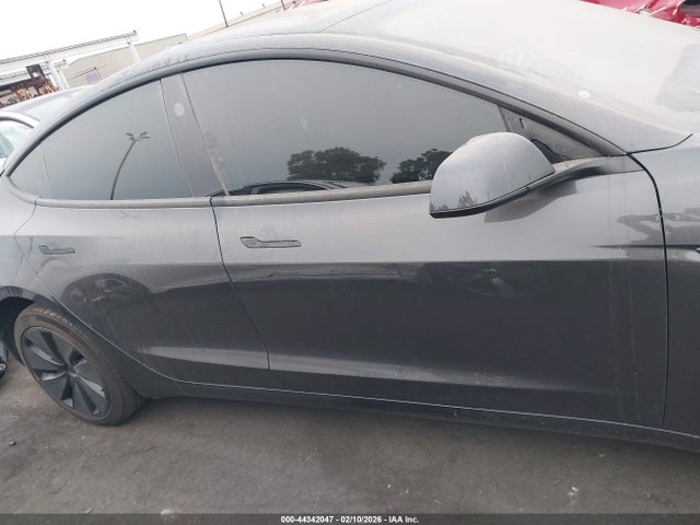 2025 Tesla Model 3 Long Range Rear-wheel Drive/standard Rear-wheel Drive მანქანა იყიდება აუქციონზე, vin: 5YJ3E1EA7SF032406, აუქციონის ნომერი: 44342047