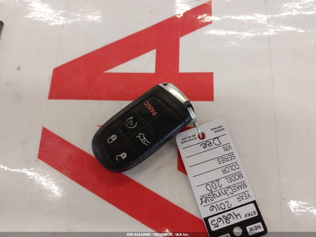 Продаж на аукціоні авто 2016 Chrysler 200 S, vin: 1C3CCCBB5GN139272, номер лоту: 44342060